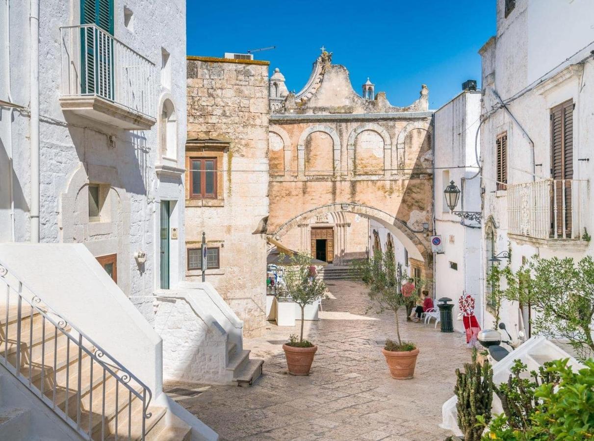 オストゥーニ La Contessina - Apulian Styleヴィラ エクステリア 写真